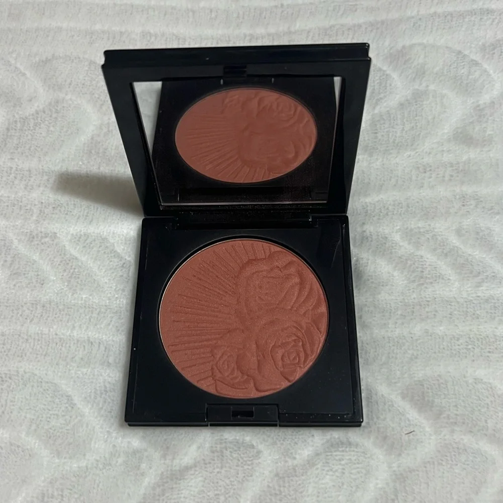 💗 Pat‎ McGrath Labs Skin Fetish: Divine Blush
